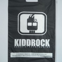plastik-packing-kiddrock